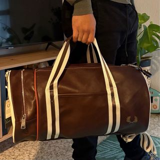 Bolsa Fred Perry Roja y Blanca