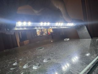 Pecera de cristal con filtro y luz