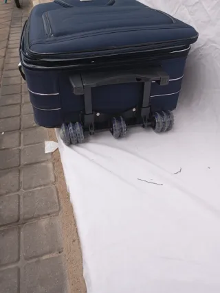 !OCASIÓN! Maleta de Viaje Mediana Ormi Azul