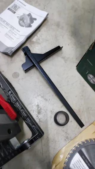 Sierra Circular Parkside + Accesorios