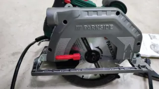 Sierra Circular Parkside + Accesorios