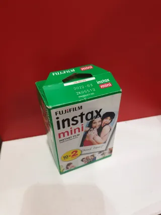 Cámara Polaroid Instax Mini 11 Lila