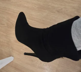 Botines de tacón negros