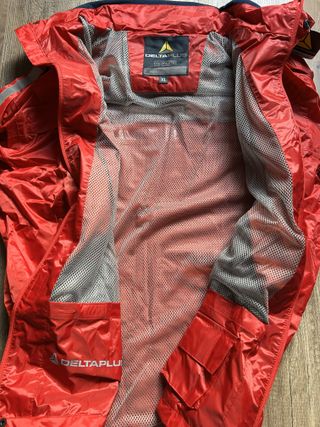 Chaqueta Impermeable DeltaPlus