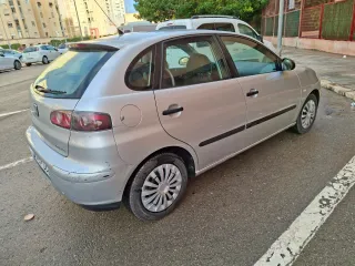 SEAT Ibiza 2004