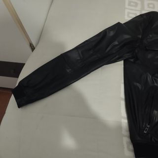 Chaqueta Pull&Bear Negra Talla l