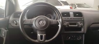 Volkswagen Polo 2013 tan solo 115000 kilometros