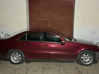 Mercedes-Benz Clase E 2002