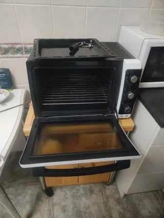 Horno Eléctrico DeLonghi