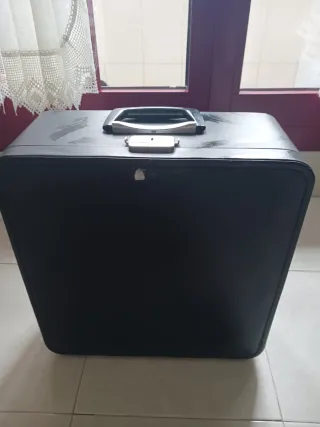 Máquina de escribir Olympia Monica