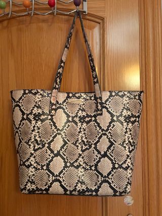Bolso shopper piel serpiente beige y negro