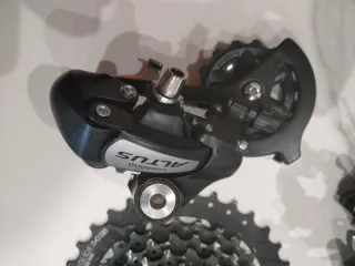 Grupo Shimano Altus 2x8