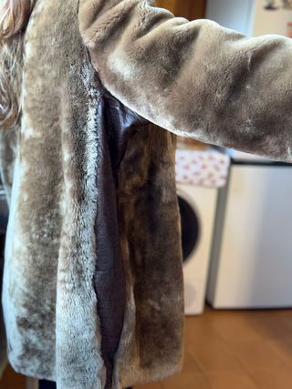 Abrigo de pelo marrón