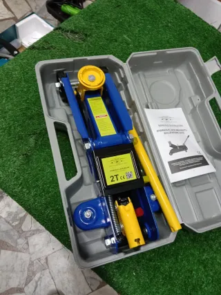 Cric idraulico 2 ton