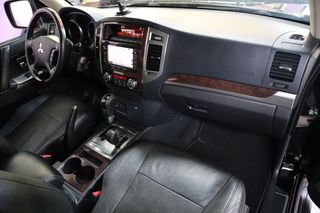 Mitsubishi Montero 3.2 DI-D KAITEKI 200cv Aut.