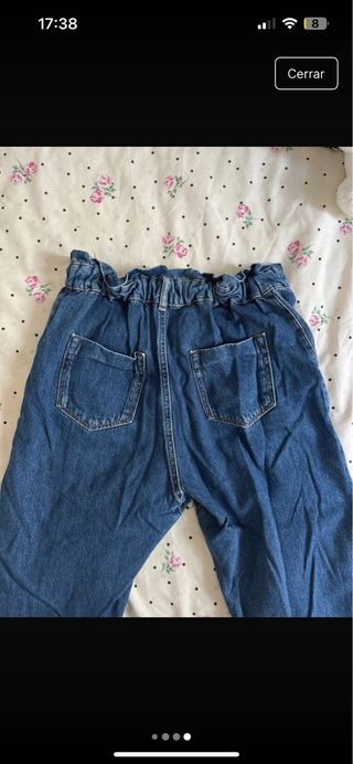 Pantalón vaquero Zara fruncido