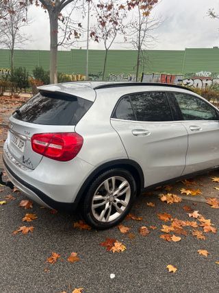 Mercedes-Benz GLA 2015