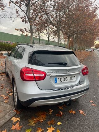 Mercedes-Benz GLA 2015