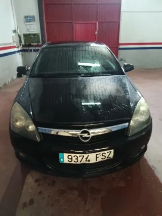 Opel Astra GTC en perfecto etado