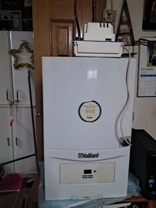 Caldera Vaillant ECOTEC pure < 3 años