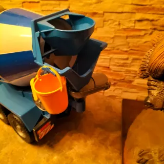 Camión hormigonera Bruder juguete