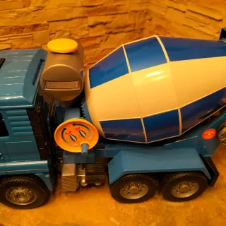 Camión hormigonera Bruder juguete