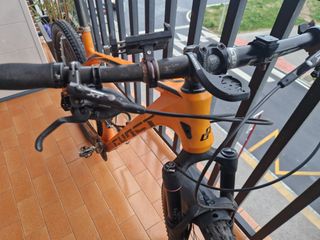 Bici MTB Carbono 29 12v