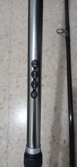 Dos Cañas de pescar Mitchell Surf Premium 423