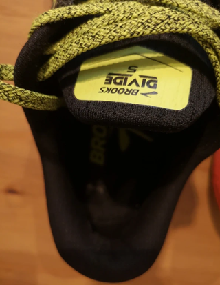 Brooks Divide 5   Talla 44