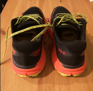 Brooks Divide 5   Talla 44