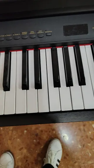 Piano Yamaha Clavinova CLP-411