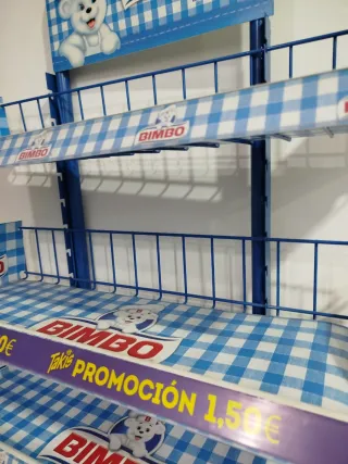 Expositor de alimentos Bimbo metálico