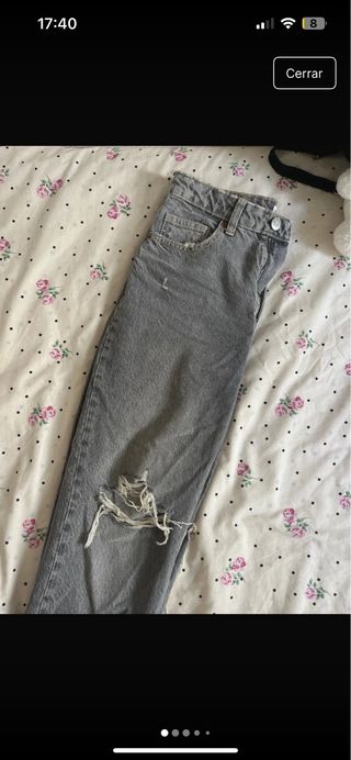 Pantalón roto gris Zara