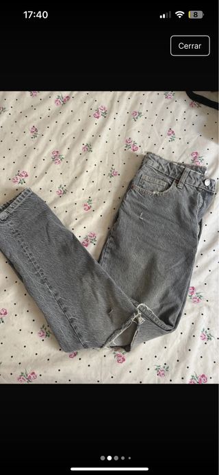 Pantalón roto gris Zara