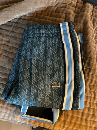 Polo Lacoste Talla M Diseño Geométrico