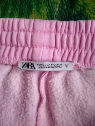 Pantalones chándal anchos de Zara mujer