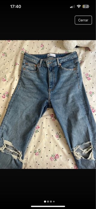Pantalón vaquero Zara roto