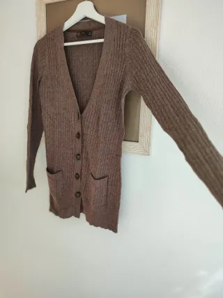 Chaqueta de punto marrón