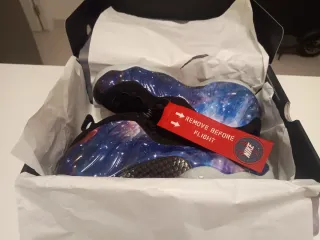 Nike Air Foamposite Galaxy Talla 43