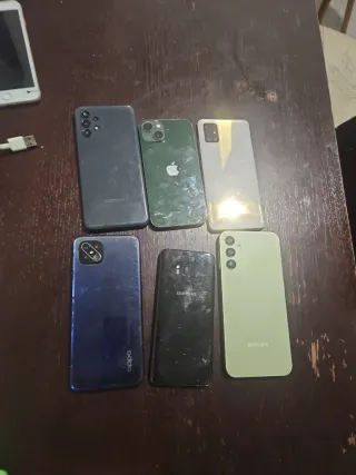 Lote 6 móviles Oppo, iphone, Samsung (pantalla rot