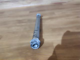 Eje trasero Yamaha FZ6-N S2