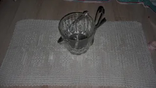 Cubitera/hielera vintage con pinza