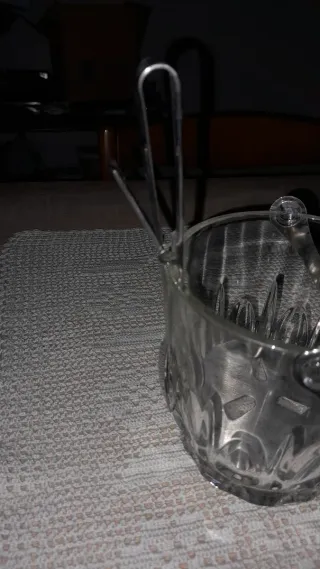 Cubitera/hielera vintage con pinza