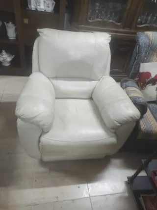 Sillón reclinable de piel natural