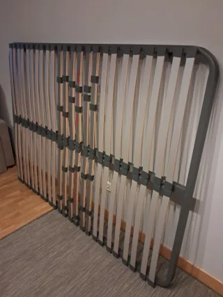 Somier láminas madera plastificadas.