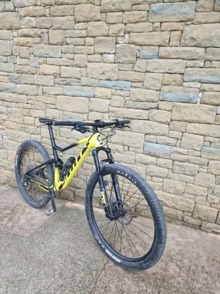 Bicicleta Scott Spark RC 900