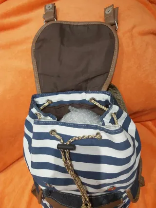 Mochila rayas azul y blanco