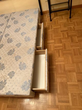 Base imbottita con cassetti