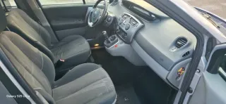 Renault Grand Scenic 2004