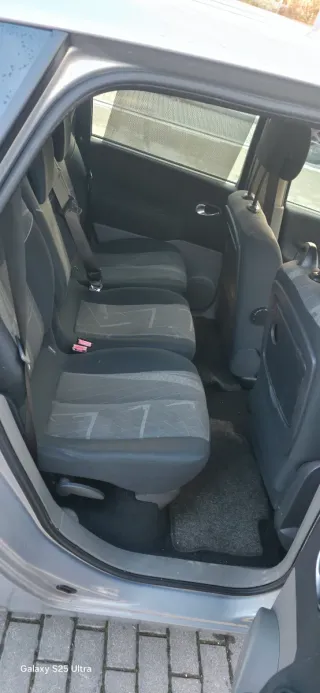 Renault Grand Scenic 2004